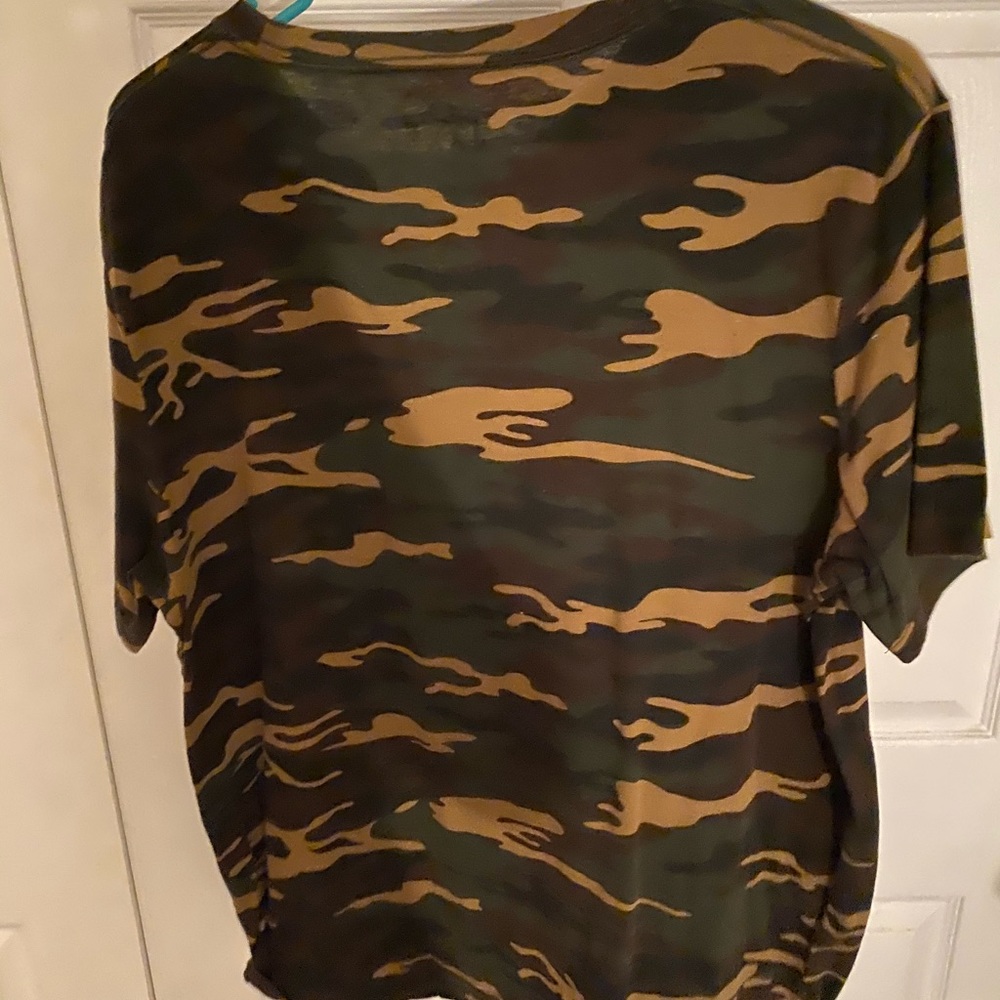 Shirt - Picture 2 of 3